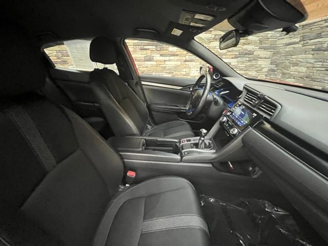 2020 Honda Civic Hatchback Sport - Photo 14