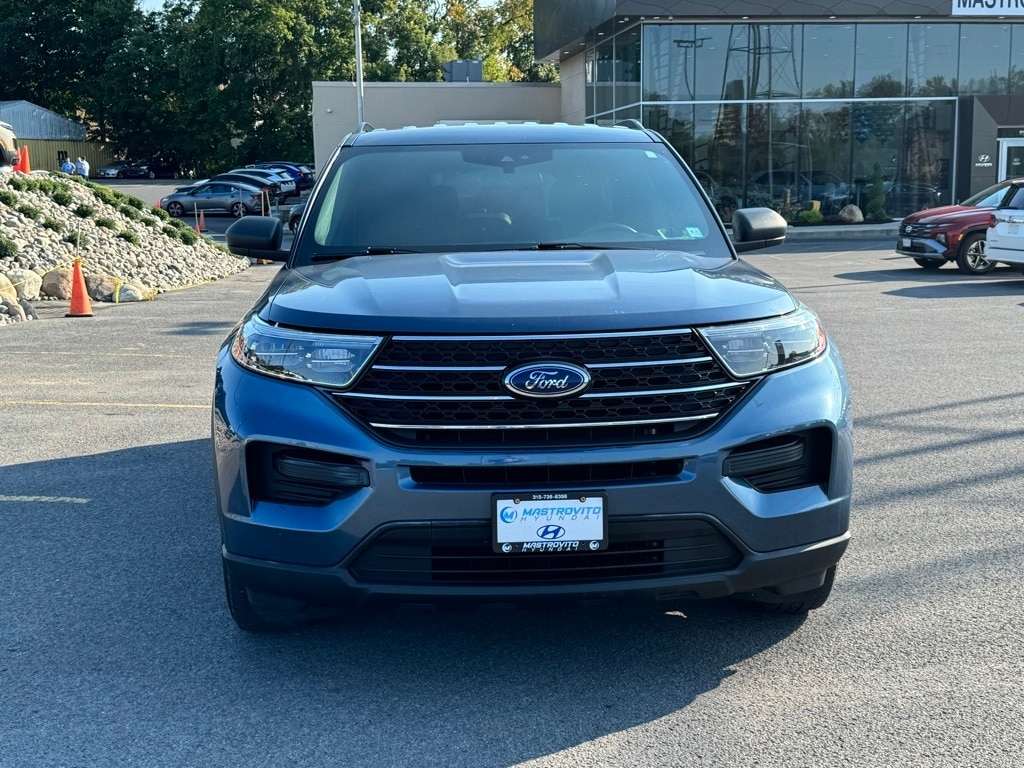 Used 2020 Ford Explorer XLT with VIN 1FMSK8DH0LGC19260 for sale in New York Mills, NY