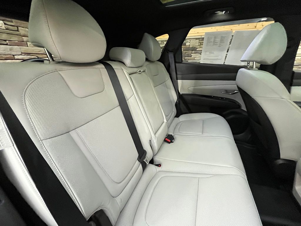 2025 Hyundai Tucson Limited - Photo 50