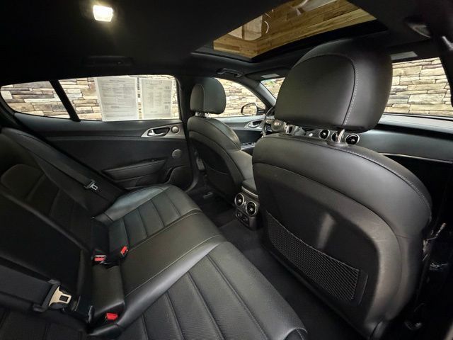2018 Kia Stinger GT2 - Photo 33
