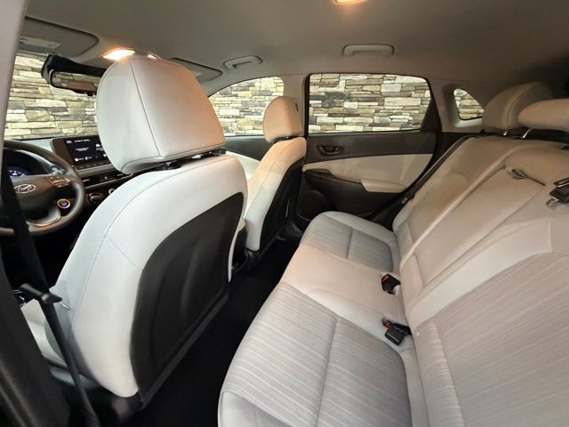 2023 Hyundai Kona SEL - Photo 26