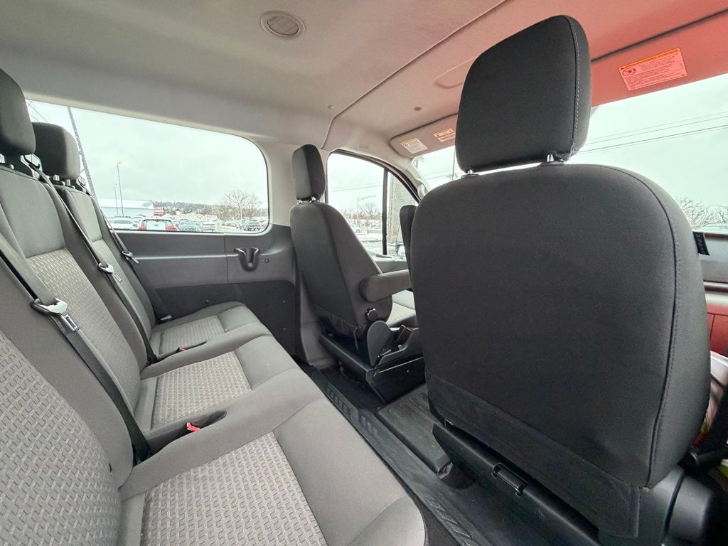 2023 Ford Transit Passenger Van XLT - Photo 22