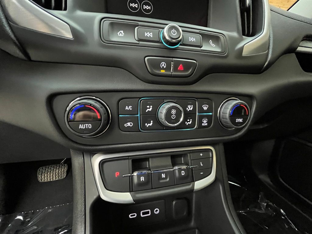 2023 GMC Terrain SLE - Photo 24