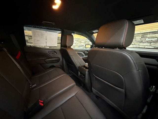 2025 Chevrolet Colorado Z71 - Photo 33