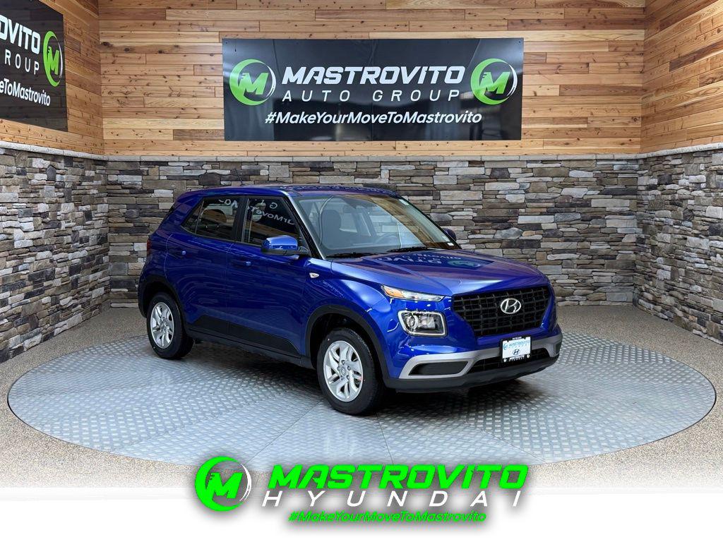 2026 Hyundai Venue SE's photo