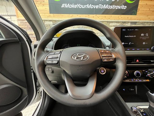2023 Hyundai Kona SEL - Photo 19