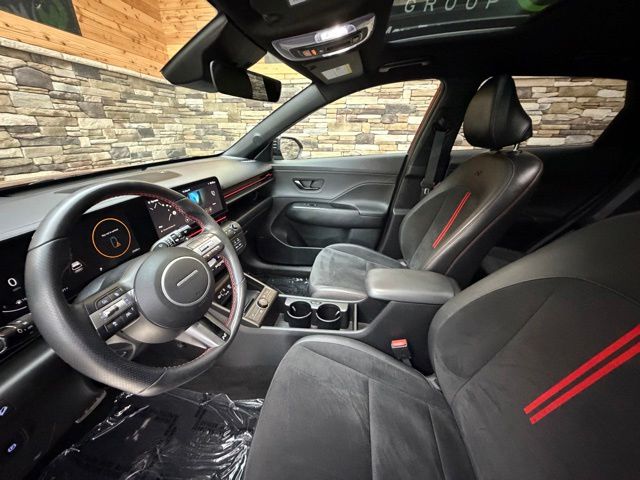 2024 Hyundai Kona N Line - Photo 11