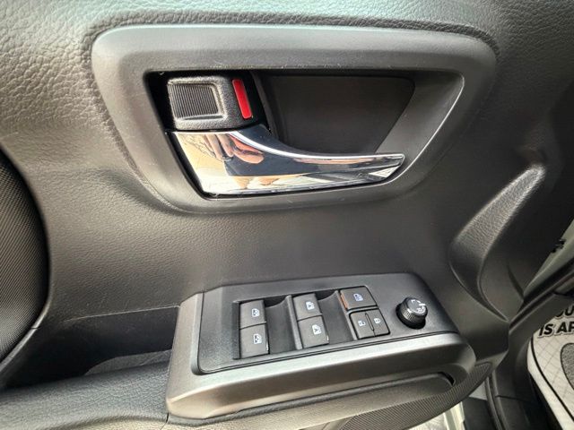 2023 Toyota Tacoma TRD Sport - Photo 28