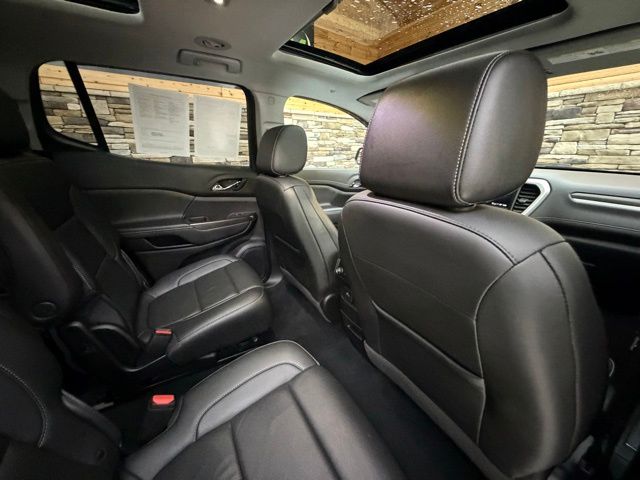 2022 GMC Acadia SLT - Photo 33