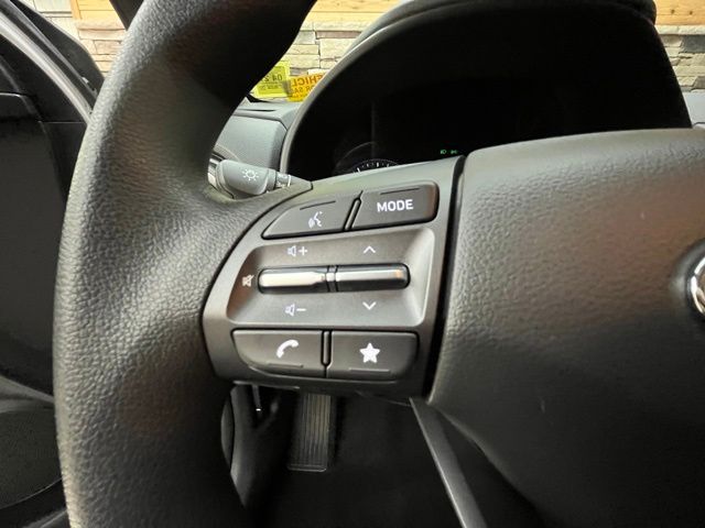 2023 Hyundai Kona SEL - Photo 21