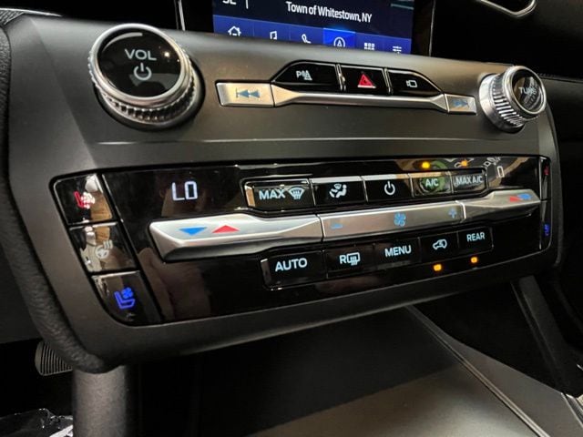 2020 Ford Explorer ST - Photo 28