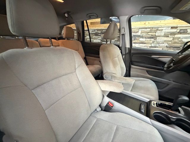 2019 Honda Pilot EX - Photo 17