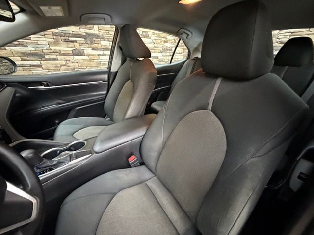 2022 Toyota Camry LE - Photo 14