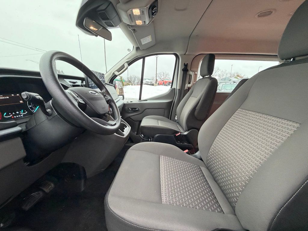 2023 Ford Transit Passenger Van XLT - Photo 8
