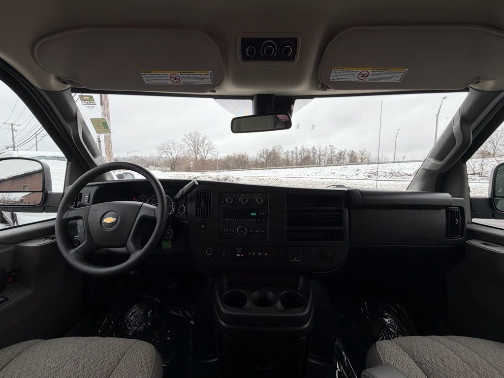 2025 Chevrolet Express Passenger LT - Photo 15