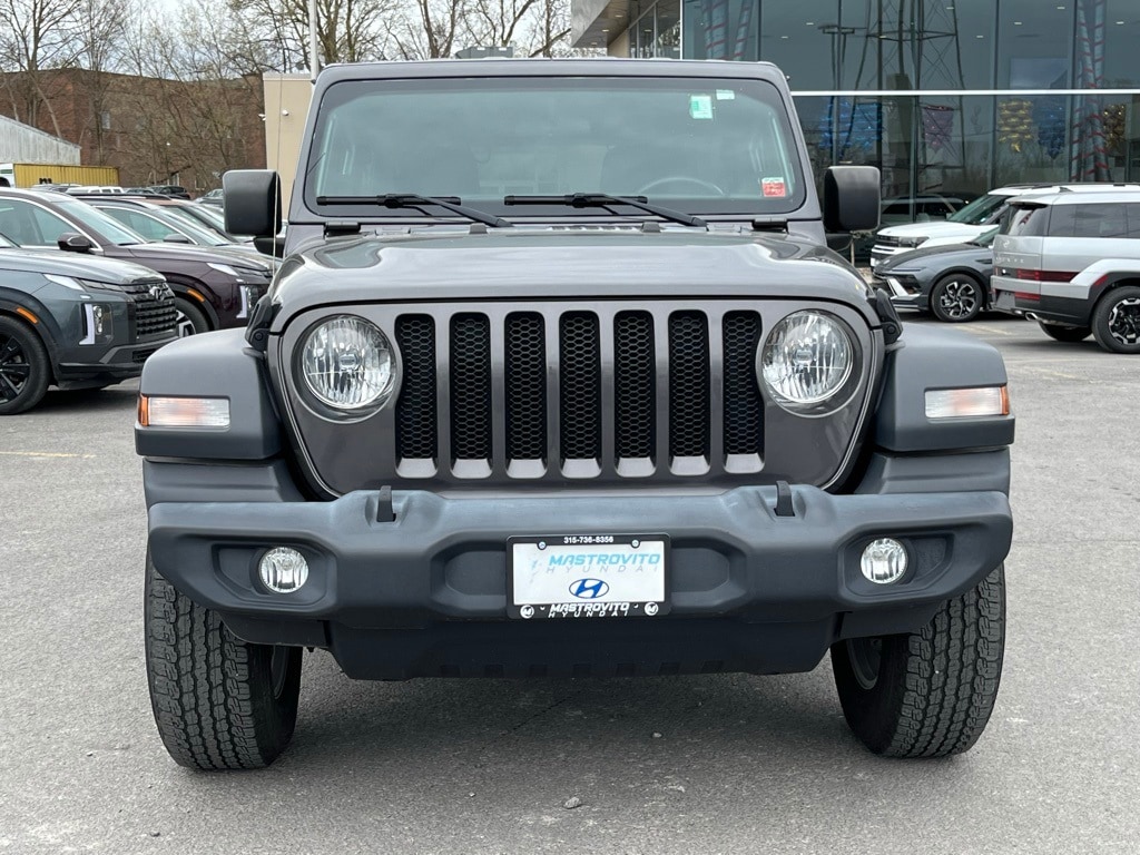 Used 2019 Jeep Wrangler Unlimited Sport S with VIN 1C4HJXDG6KW558645 for sale in New York Mills, NY