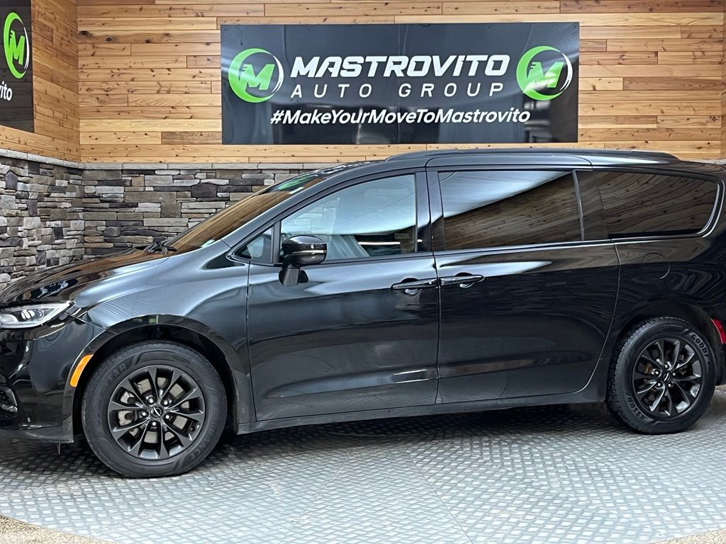 2022 Chrysler Pacifica Touring L - Photo 9