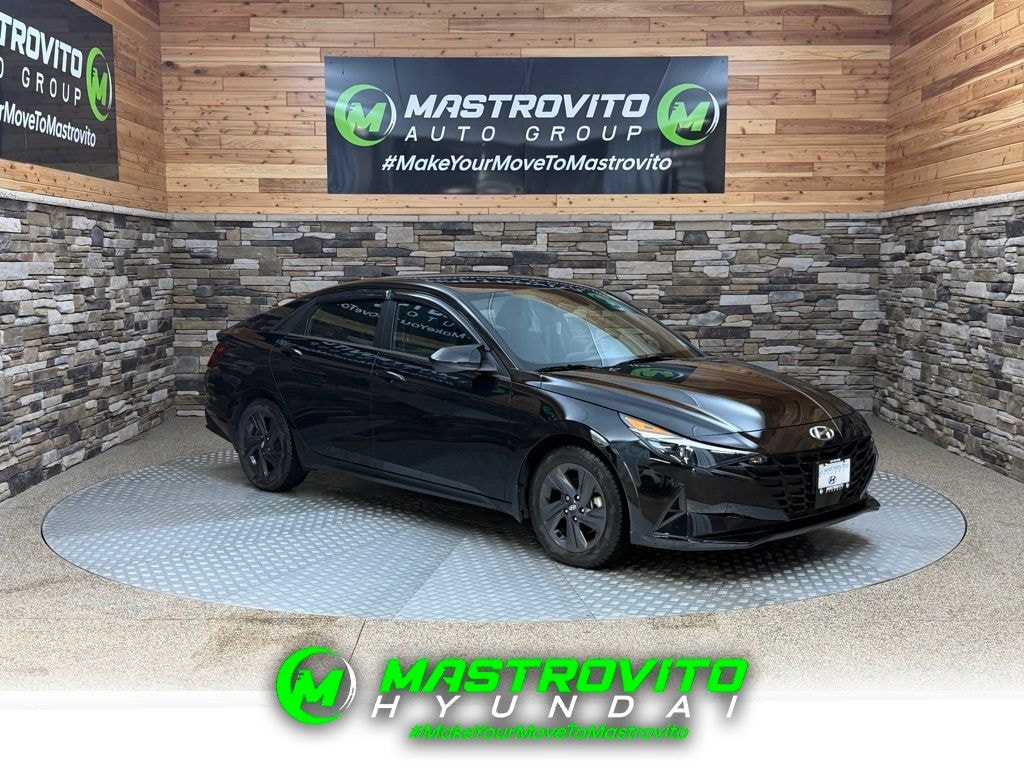 Certified 2022 Hyundai Elantra SEL Sedan