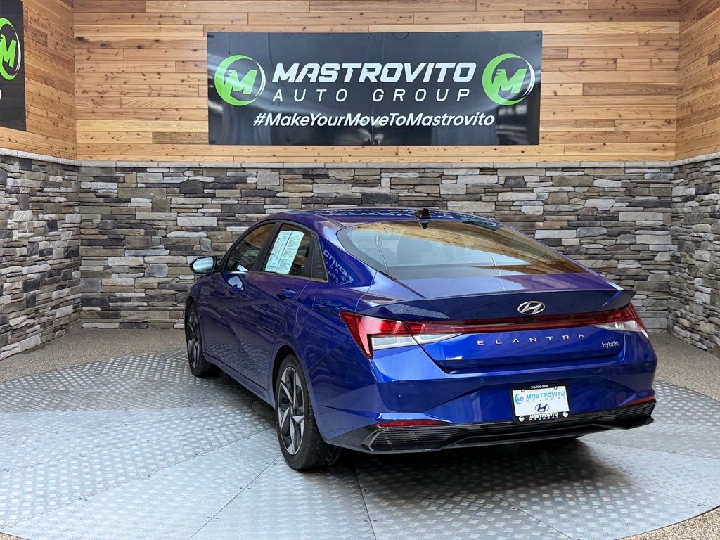 2023 Hyundai Elantra Limited - Photo 22