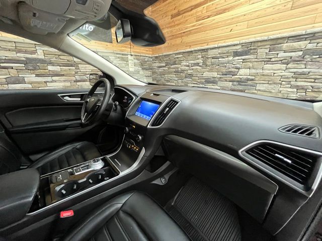 2020 Ford Edge SEL - Photo 15