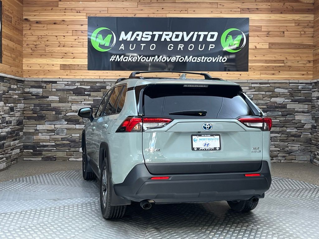 2023 Toyota RAV4 XLE Premium - Photo 17