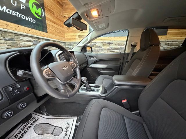 2022 Chevrolet Colorado LT - Photo 12