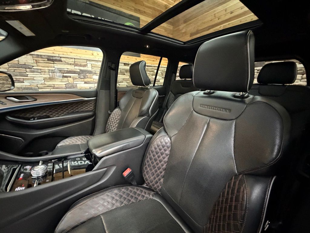 2022 Jeep Grand Cherokee Summit - Photo 12