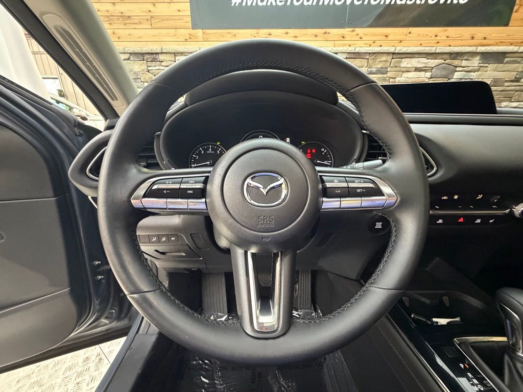 2023 Mazda CX-30 Carbon Edition - Photo 17