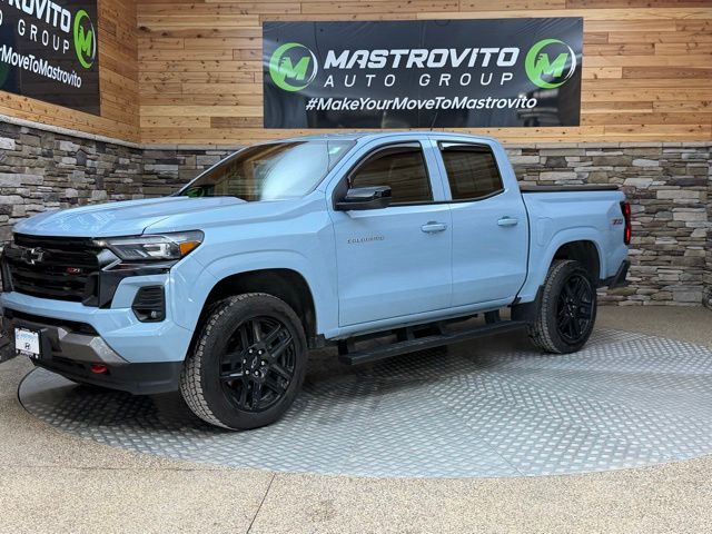 2025 Chevrolet Colorado Z71 - Photo 5