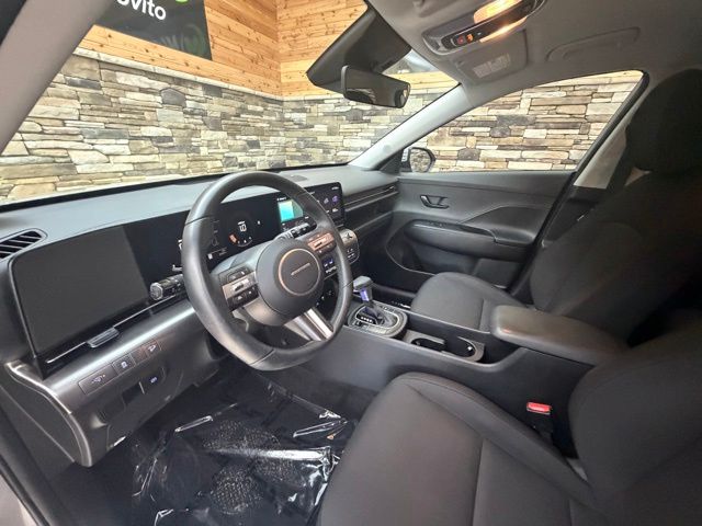 2024 Hyundai Kona SEL - Photo 12