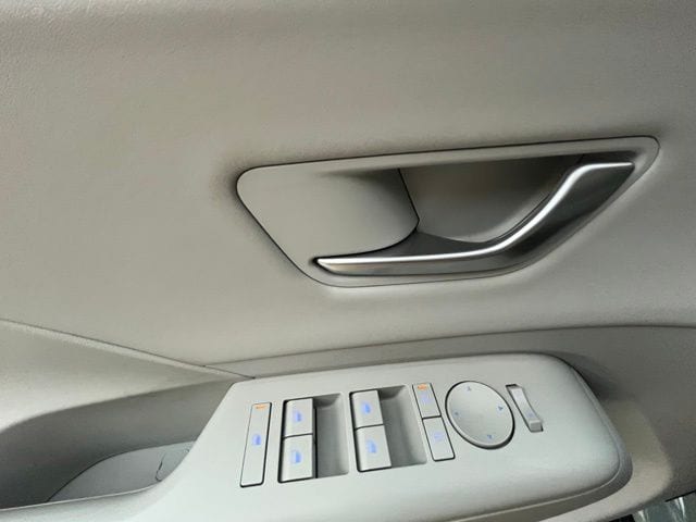 2024 Hyundai Kona Limited - Photo 30