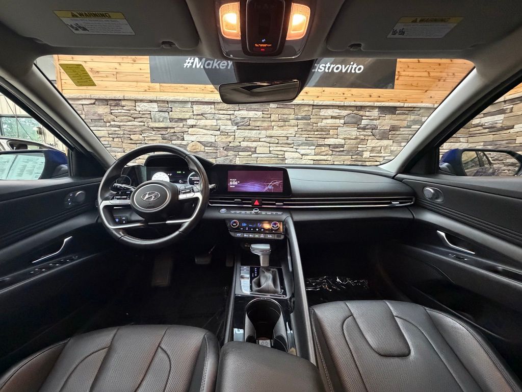 2023 Hyundai Elantra Limited - Photo 40
