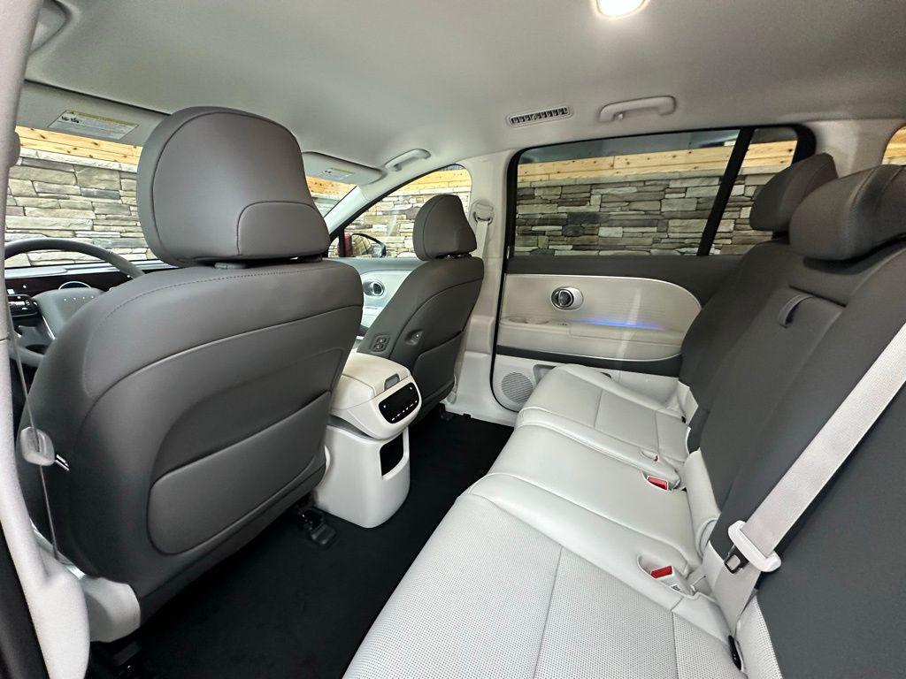 2026 Hyundai IONIQ 9 SEL - Photo 18