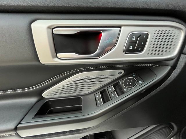2020 Ford Explorer ST - Photo 32