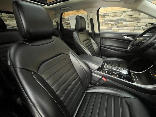 2020 Ford Edge SEL - Photo 17