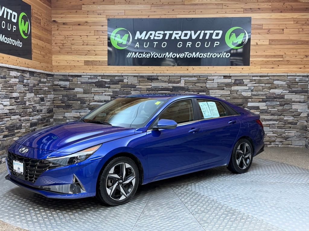 2023 Hyundai Elantra Limited - Photo 10
