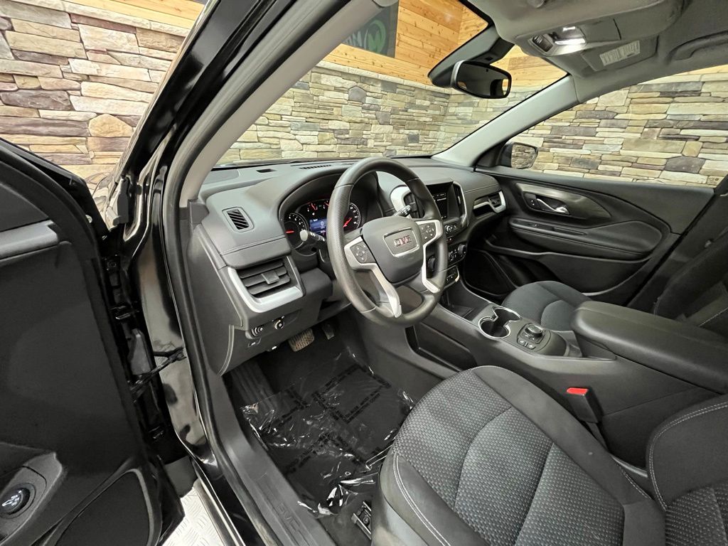 2023 GMC Terrain SLE - Photo 31