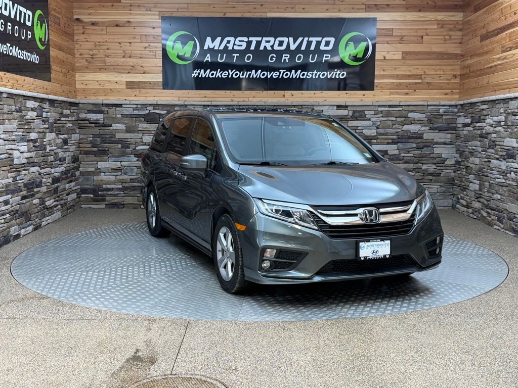 2018 Honda Odyssey EX-L photo 2