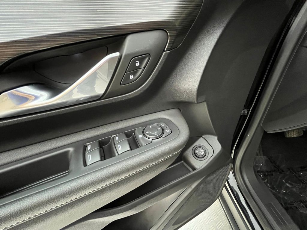 2023 GMC Terrain SLE - Photo 32