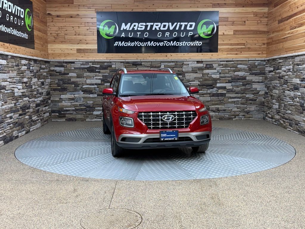 Certified 2022 Hyundai Venue SEL with VIN KMHRC8A38NU205969 for sale in New York Mills, NY
