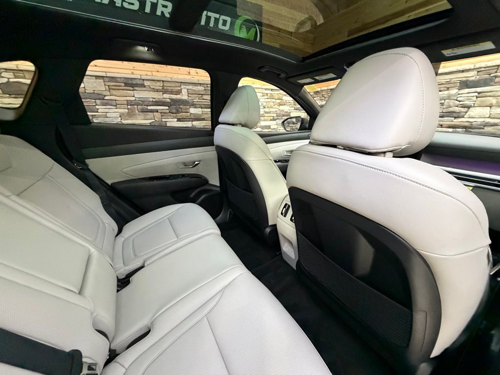 2025 Hyundai Tucson Limited - Photo 31