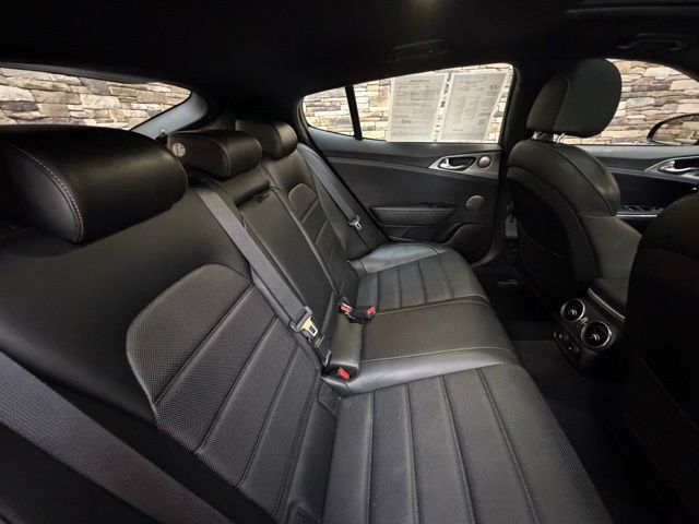 2018 Kia Stinger GT2 - Photo 35