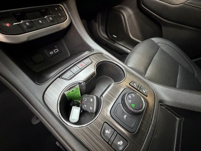 2022 GMC Acadia SLT - Photo 21