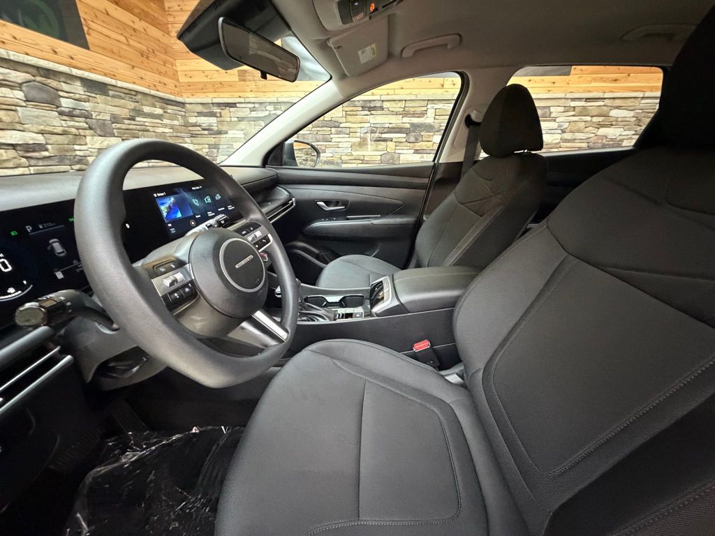 2026 Hyundai Tucson SE - Photo 11