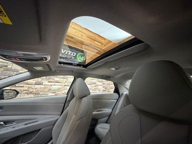 2024 Hyundai Elantra SEL - Photo 26