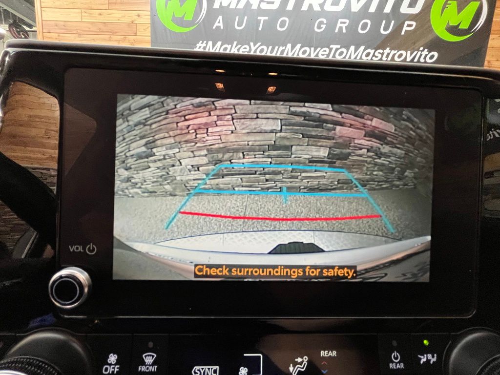 2023 Toyota Highlander XLE - Photo 25