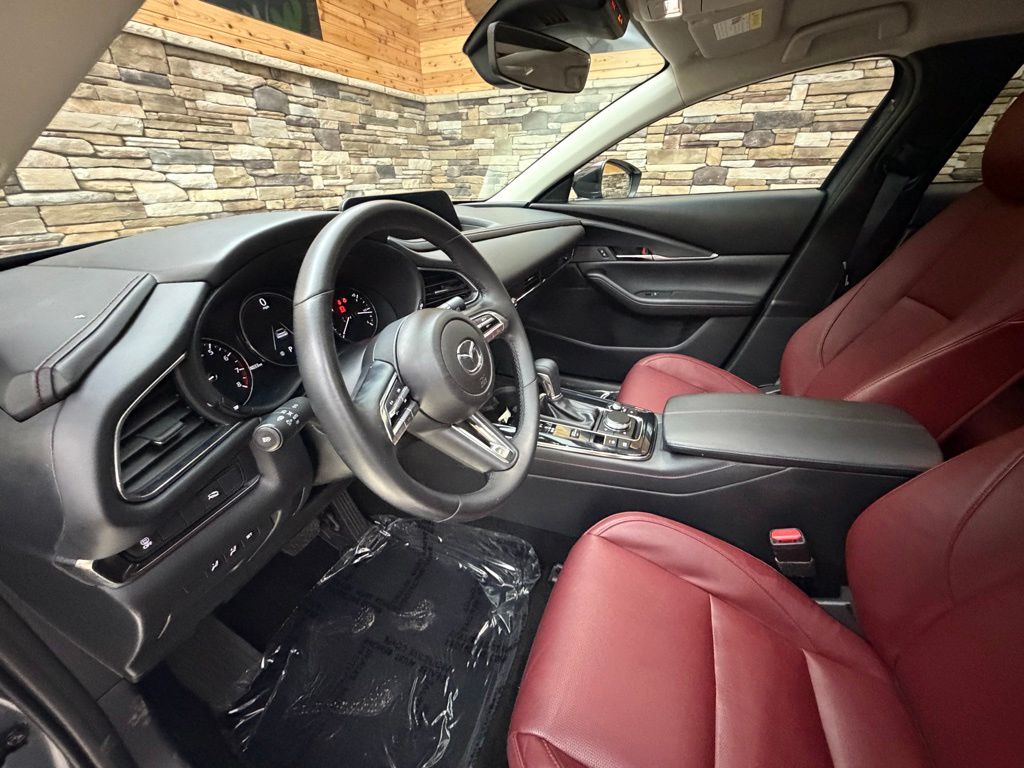 2023 Mazda CX-30 Carbon Edition - Photo 10
