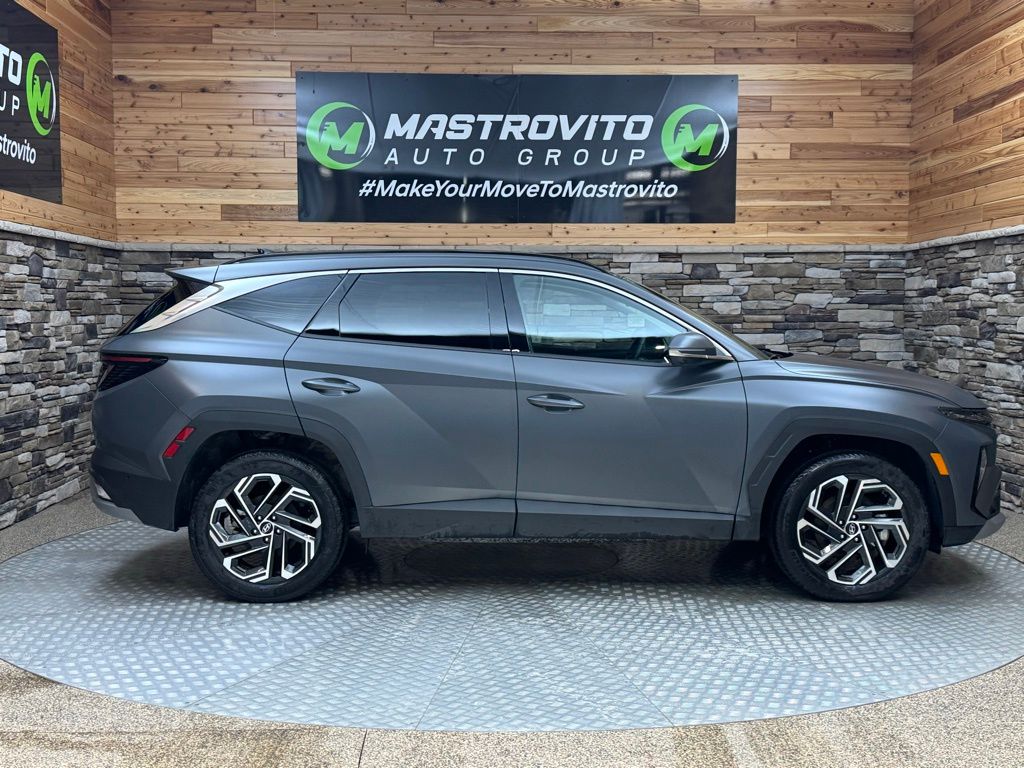 2025 Hyundai Tucson Limited - Photo 16