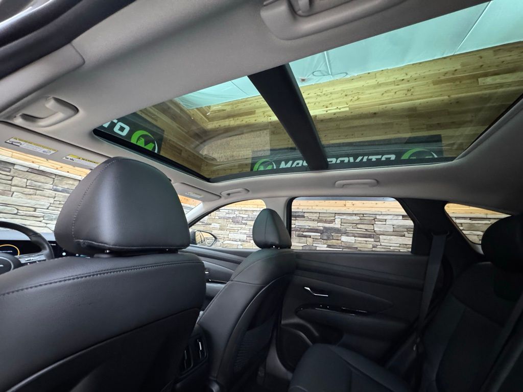 2025 Hyundai Tucson Limited - Photo 27