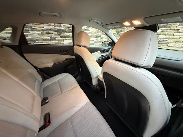 2023 Hyundai Kona SEL - Photo 28